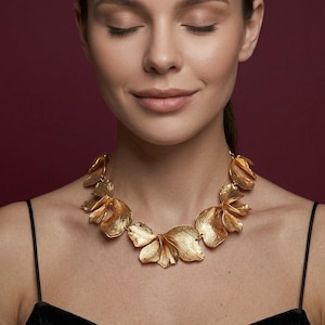 Halsband med Ginkgoblad i guld, Botanisk Halsband, Förgylld, Natur, Gåva