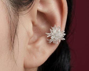 Pendiente de oreja tipo ear cuff sin perforación, con diseño de estrella de cristal, chapado en plata y latón, para cartílago, regalo para ella.