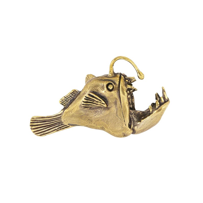 Tiradores de latón macizo con forma de pez pescador para armarios, tiradores de cajones con forma de animales marinos, pomos de decoración costera. Vintage Brass-Right