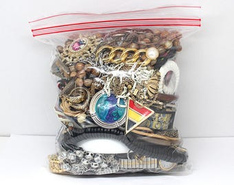Vintage Wearable Jewelry Lot