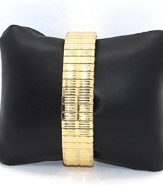 Timex V Cell Quartz Watch - image 5