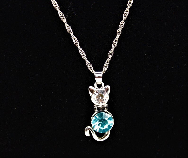Vintage Silver Tone Rhinestone Cat Necklace
