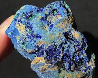 Azurita y malaquita de Anhui, China: ejemplares naturales de color azul profundo y verde intenso.