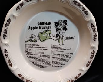 Watkins German Apple Kuchen Ceramic Recipe Pie Plate - 11" Deep Dish Vintage 1983