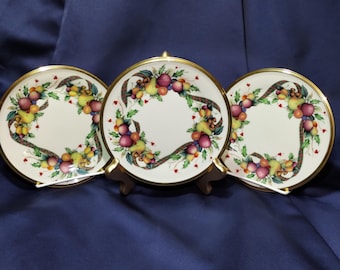 Lenox Holiday Tartan Bread Plates – Set of 3, Holly Fruit Plaid, 24k Gold Trim