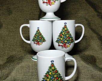 Vintage 1986 Christmas by Carlton Footed Mugs – Set of 4 – Mount Clemens Pottery 8 oz Porcelain Pedestal Cups – Made in Japan