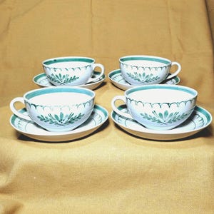 Arabia Finland Green Thistle Tea Cups and Saucers, MCM Hand-Painted Pottery Set of 4 Vintage