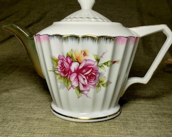 Vintage Trimont Ware Japan Porcelain Teapot with Pink Roses and Gold Trim, Mid- Century Fluted Tea Pot, Grand millennial Coquette Cottage