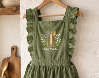 Personalized Birth Month Flower  Embroidered Ruffle Apron, Custom Baking Gift for Mom, Kitchen Apron, Vintage Apron with Pockets