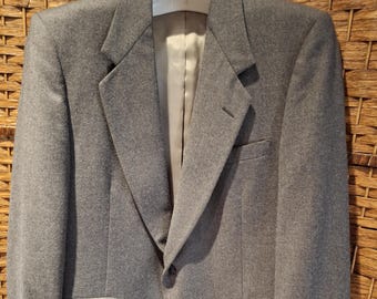 Chaqueta de abrigo gris para hombre 100 % lana pura de estilo vintage de Rue Royale, diseñada por Nino Cerruti y confeccionada en EE. UU. Para Macy's. Fabricada en Union.