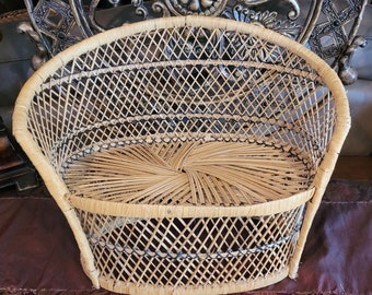 Vintage Wicker Rattan Dolls,teddy,plants stand Love seat 16&quot;x14&quot;x8&quot;