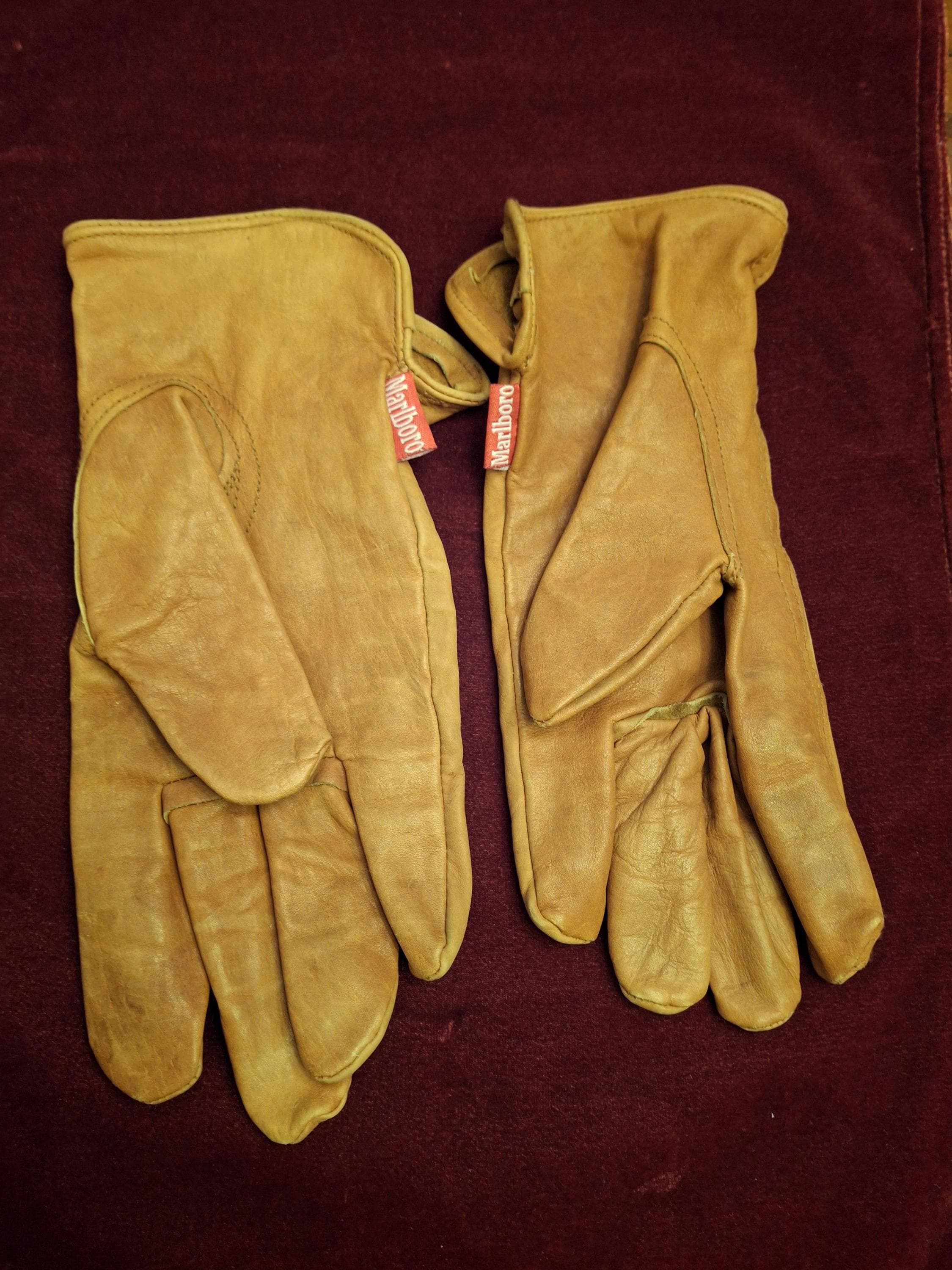 マールボロ　Marlboro  グローブ　天然皮革　レア　非売品 マールボロ Marlboro グローブ 天然皮革 レア 非売品 マールボロ