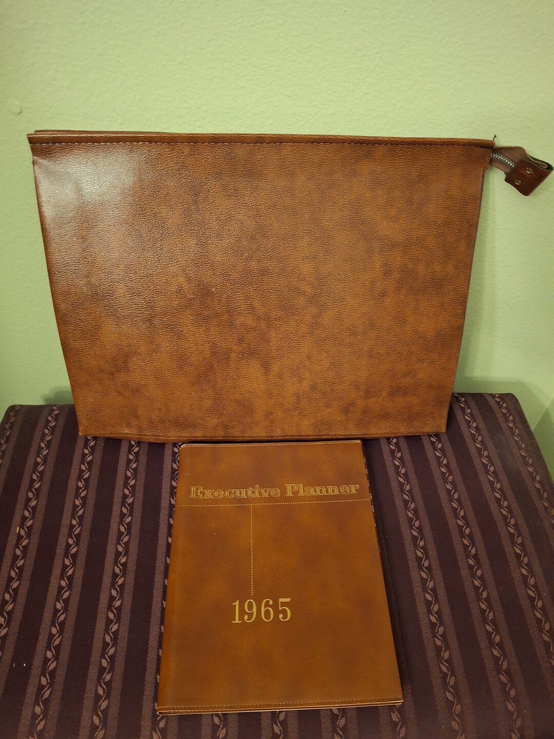 Vintage laminar new york portfolio and 1965 baldwin cooke company