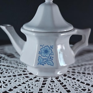 1970's Vintage Avon Tea Pot