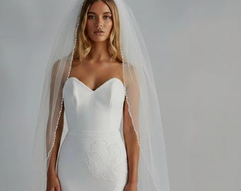 Embroidered Lace Bridal Veil,Floral Lace Fingertip Veil, Moon Crescent Edge Bride Hairpiece,  Handcrafted Bridal Shroud, Gift for Her