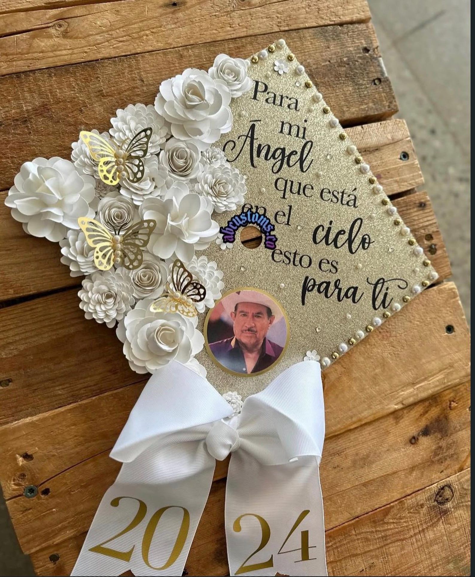 Memorial Graduation Topper Memorial Grad Cap Topper 2026 Graduation Design - Gold and White ...