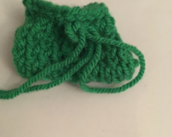 JEWELLERY POUCH: Green Acrylic Wool Drawstring Pouch 5 cm By 6 cm