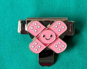 MediMäuse MediClip Pflasti | Stiftehalter Pflaster Design | Kasack Zubehör Pflege OP Arzt | Geschenk Krankenschwester Medical Clip