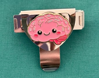 MediMäuse MediClip Braini Mini2.0| Stiftehalter für Kasack & Kittel | Kugelschreiber Clip OP Pflege Arzt | Geschenk Krankenschwester Zubehör