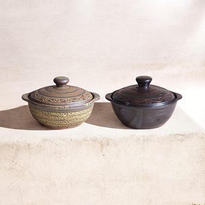 韓国製ゲルマニウムセラミック鍋（蓋付き） – コンロ対応、刻印入り、ベージュ＆ブラック | YEJO