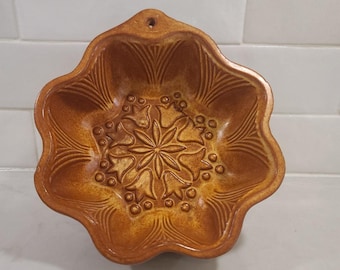 Vintage French Terracotta Cake Mold Amber Glazed Earthenware Snowflake Floral Pudding Pan - Wall Hanging Kitchen Decor - Ceramic Star Dish