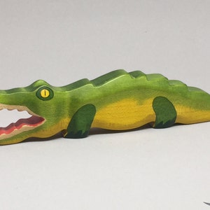 Toy Crocodile wooden green yellow red colourful with open mouth Size: 21,0 x 4,0 x 2,0 cm (bxhxs)  approx. 68,0 gr.