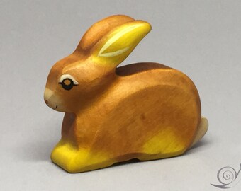 Conejo de juguete madera color marrón sentado conejo de Pascua tamaño: 7,0 x 5,5 x 2,0 cm (ancho x alto x profundidad) aproximadamente 25,5 g.