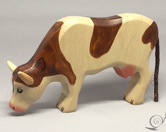 Vaca de juguete de madera blanco marrón con manchas pastando Tamaño: 15,5 x 9,0 x 2,7 cm (ancho x alto x ancho) aproximadamente 113,0 gr.
