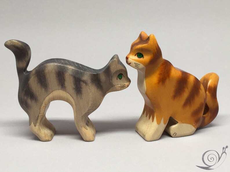 Toy Cat wooden grey with grey stripes colourful with cat's arched back Size: 10,5x5,0x2,2 cm bxhxs aprox. 30 gr. image 3