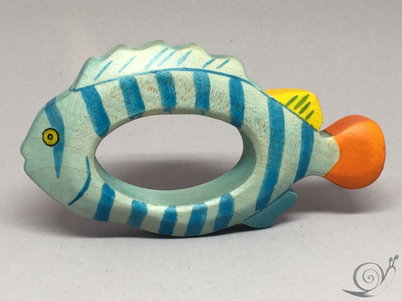 Toy Fish Gripping ring Tropical fish Wooden colorful Size: 12,0 x 6,0 x 2,0 cm bxhxs approx. 40 gr. image 1