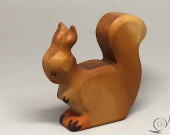 Toy Squirrel wooden brown mother sitting Size: 10,5 x 9,0 x 2,0 cm (bxhxs)  approx. 65,5 gr.