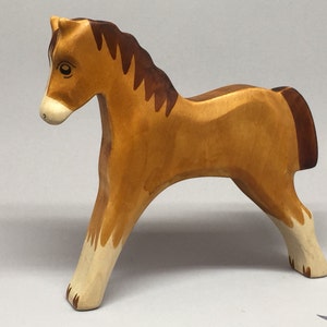 Toy Horse wooden brown colourful  Size: 13,0 x 12,5 x 2,0 cm (bxhxs)  approx. 70,0 gr.