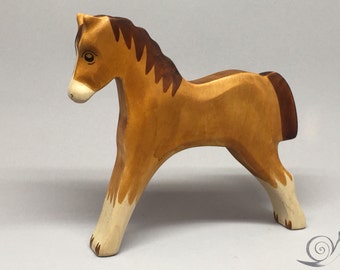 Toy Horse wooden brown colourful  Size: 13,0 x 12,5 x 2,0 cm (bxhxs)  approx. 70,0 gr.
