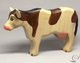 Jouet en bois de vache au lait de vache avec des taches brunes Dimensions : 15,5 x 9,5 x 2,7 cm (lxhxs) environ 113 gr.