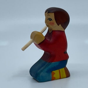 Toy shepherd boy + flute wood red blue