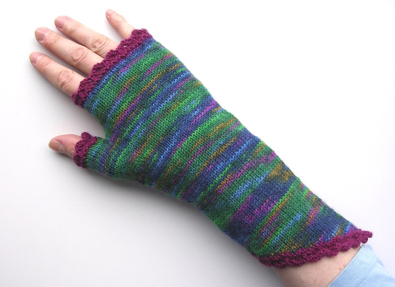 Fingerless Wraparounds PDF knitting pattern image 2