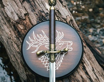 Espada de aguja personalizada, réplica metálica de la Esbelta Espada Stark de Arya: el accesorio favorito de la Hija del Norte.