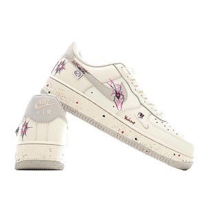 Sneakers AF1 personalizzate dipinte a mano / Scarpe streetwear con schizzi di ragno rosa immagine 6