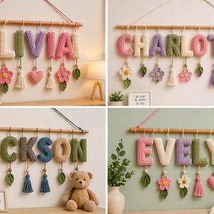 Könnte beinhalten: Gehäkelte Namensschilder mit Holzstäben, mit Namen wie Olivia, Charlotte, Jackson und Evelyn. Jedes Schild hat farbenfrohe, strukturierte Buchstaben, dekorative Blumen, Herzen und Quasten. Die Schilder werden mit rosa oder blauer Schnur aufgehängt.