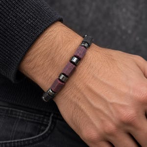Robijnrode armband voor heren – armband voor kracht, bescherming en vertrouwen