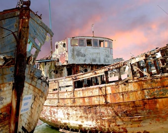 Camaret Shipwreck Photography – Brittany Coastal Sunset, Nautical Wall Art (Digital Download)