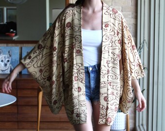 Kimono Robe, One Size Women, Vintage, Pale Yellow Brown Floral Design