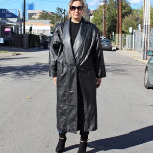 OVER COAT“DARTED DOLMAN SLEEVE OVERCOAT” Fitting dolman sleeves