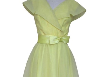 Vintage 80er Jahre Gelb Chiffon Abendkleid: Fit N Flare Maxi Kleid (S/M)