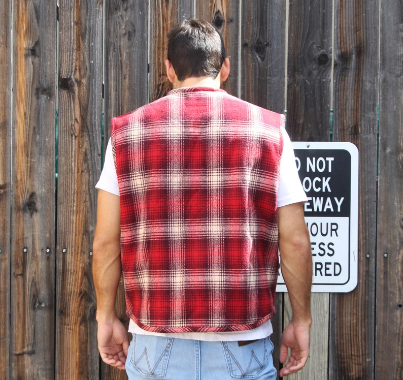 Vintage 90s Banana Republic Sherpa Vest, Large Men, Red Shadow Plaid, Faux Shearling Line image 5