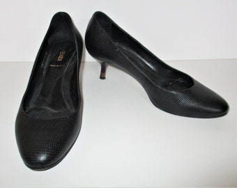 Vintage Pumps, Fendi Heels, Shoes, Black Lizard-Embossed Leather, Size 36 Women