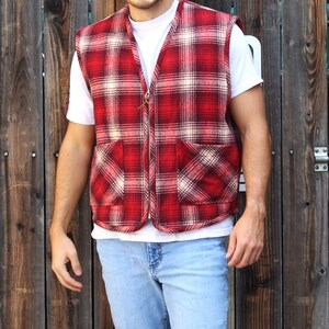 Vintage 90s Banana Republic Sherpa Vest, Large Men, Red Shadow Plaid, Faux Shearling Line image 4