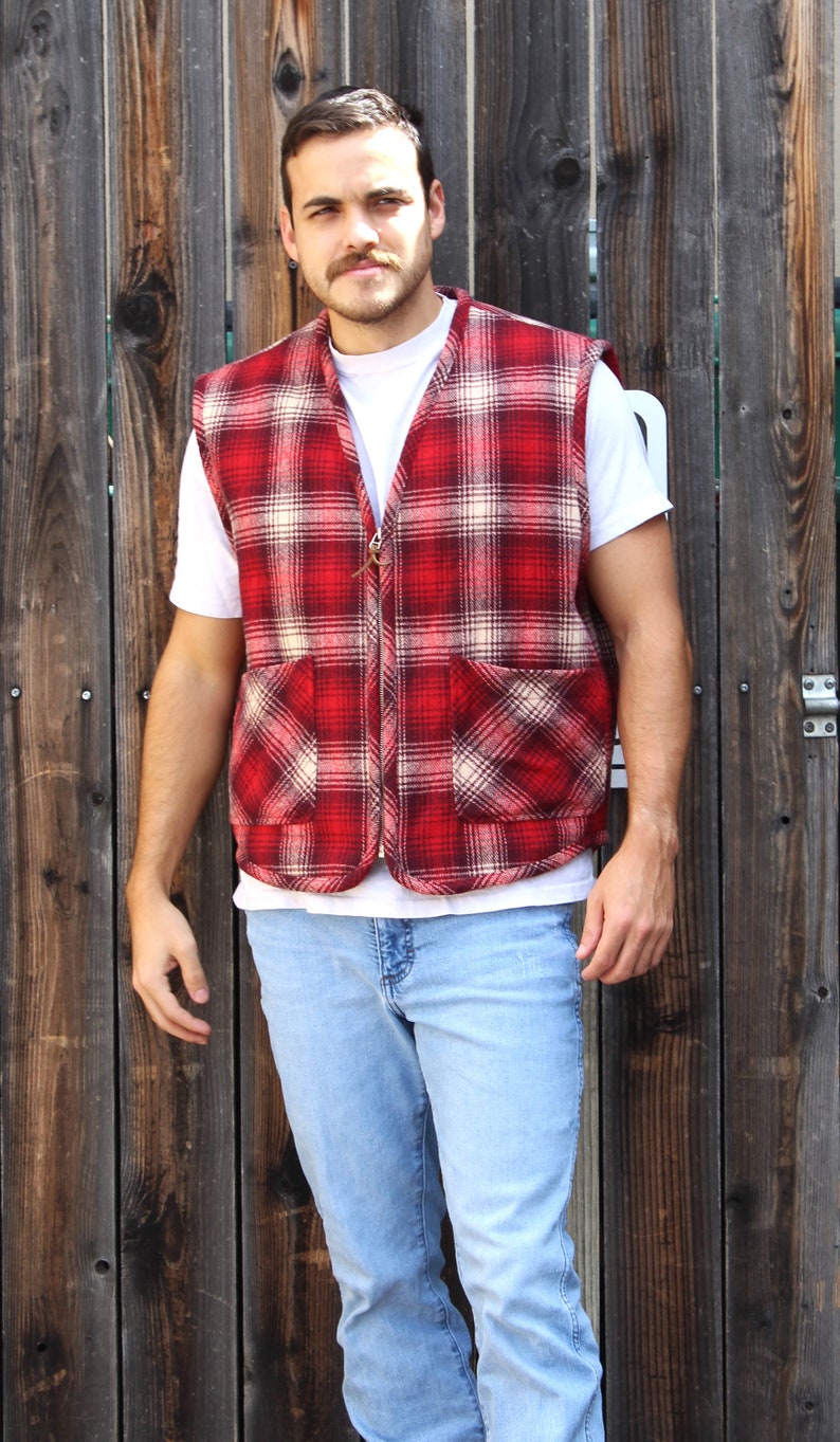 Vintage 90s Banana Republic Sherpa Vest, Large Men, Red Shadow Plaid, Faux Shearling Line image 4