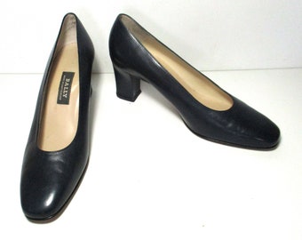 Vintage 1980s Bally Pumps, Size 8 Women, navy blue leather, high heel