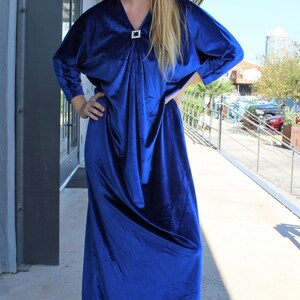 Velvet Kaftan, Vintage David Brown Caftan, One Size Women, Blue Stretch Velvet image 9